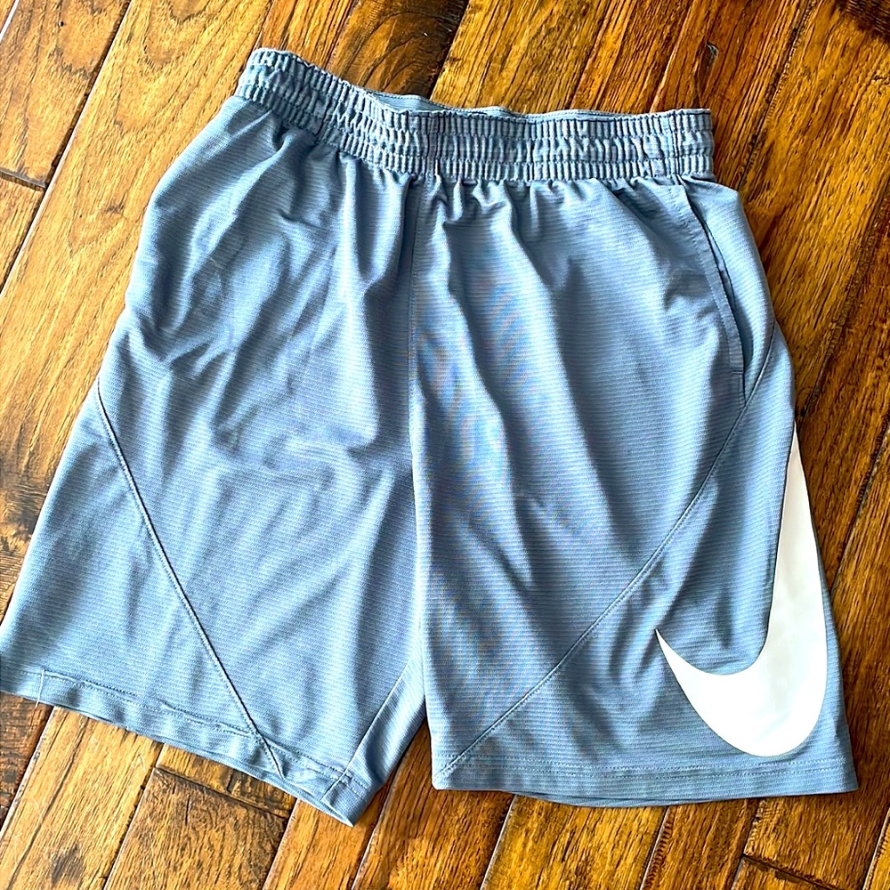 Large Nike Grey Shorts 8” inseam Great condition!!